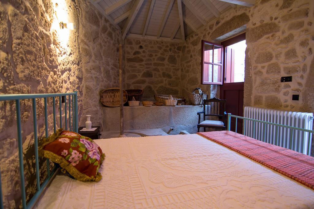 Penzion Casas Dos Avos Vale de Cambra Pokoj fotografie