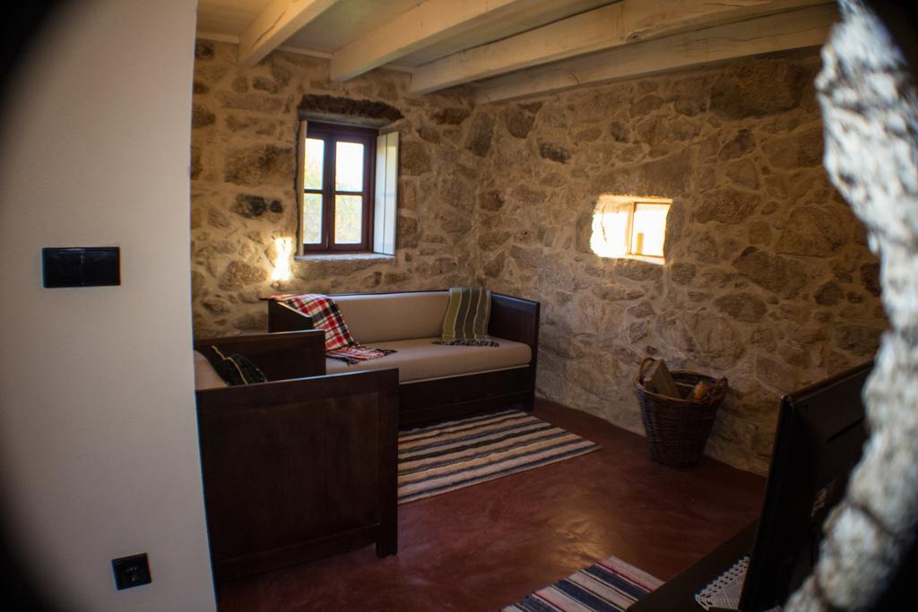 Penzion Casas Dos Avos Vale de Cambra Pokoj fotografie