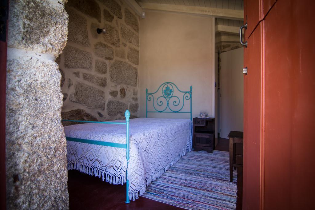 Penzion Casas Dos Avos Vale de Cambra Pokoj fotografie