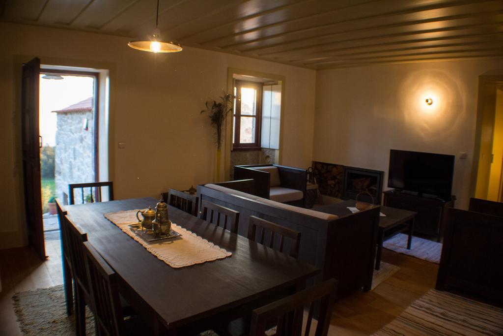 Penzion Casas Dos Avos Vale de Cambra Pokoj fotografie